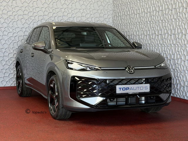 Volkswagen T-Roc - 1.5 eTsi 150PK R-LINE EDITION BLACK STYLE IQ LED/GRIL/LOGO STOEL/STUUR.VERW ELEK.KLEP 2026