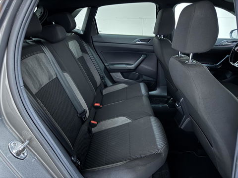 Volkswagen Polo 1.0 TSI 2x R-Line Pano Virtual DSG Carplay Camera NAP