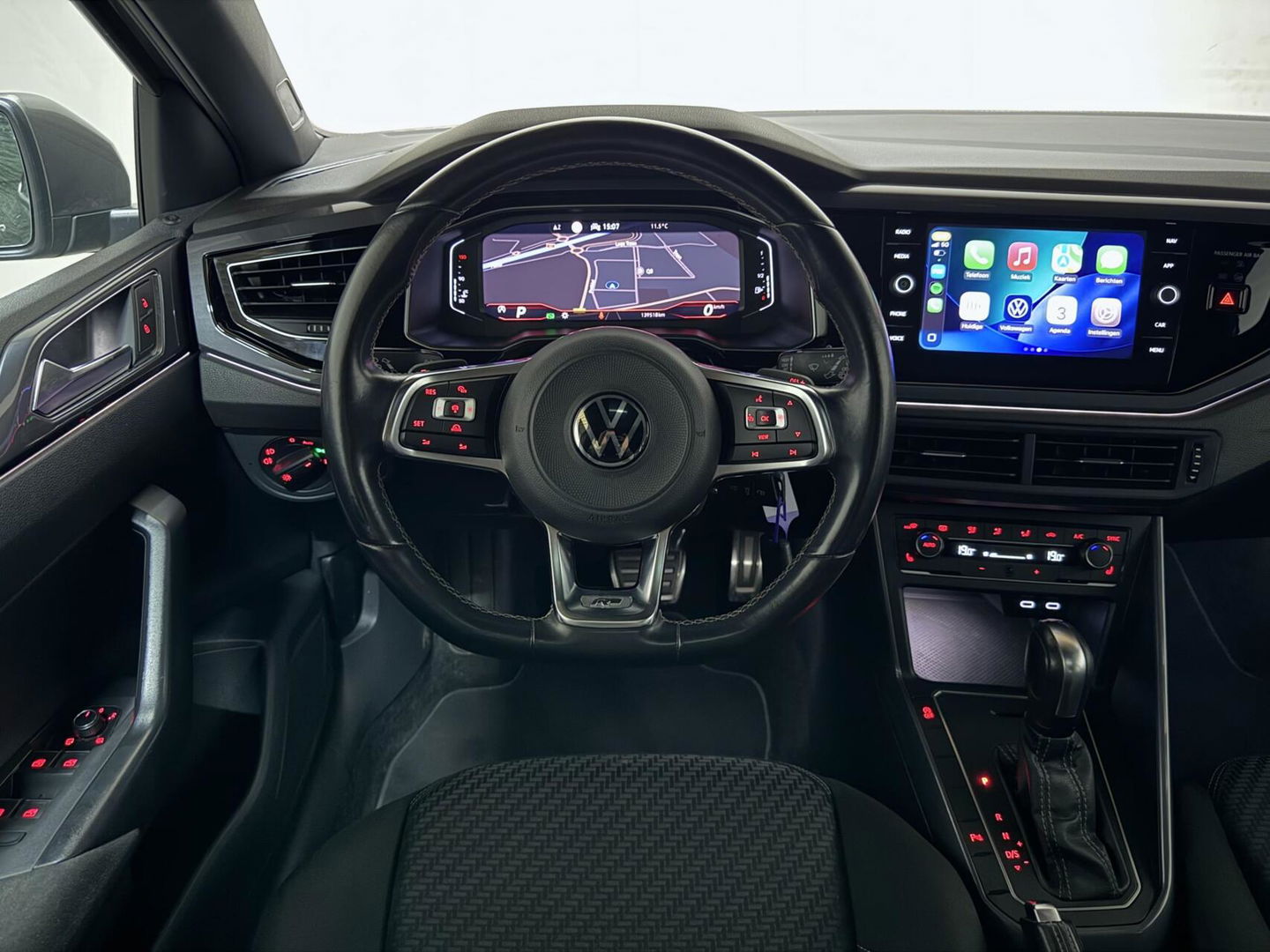 Volkswagen Polo 1.0 TSI 2x R-Line Pano Virtual DSG Carplay Camera NAP