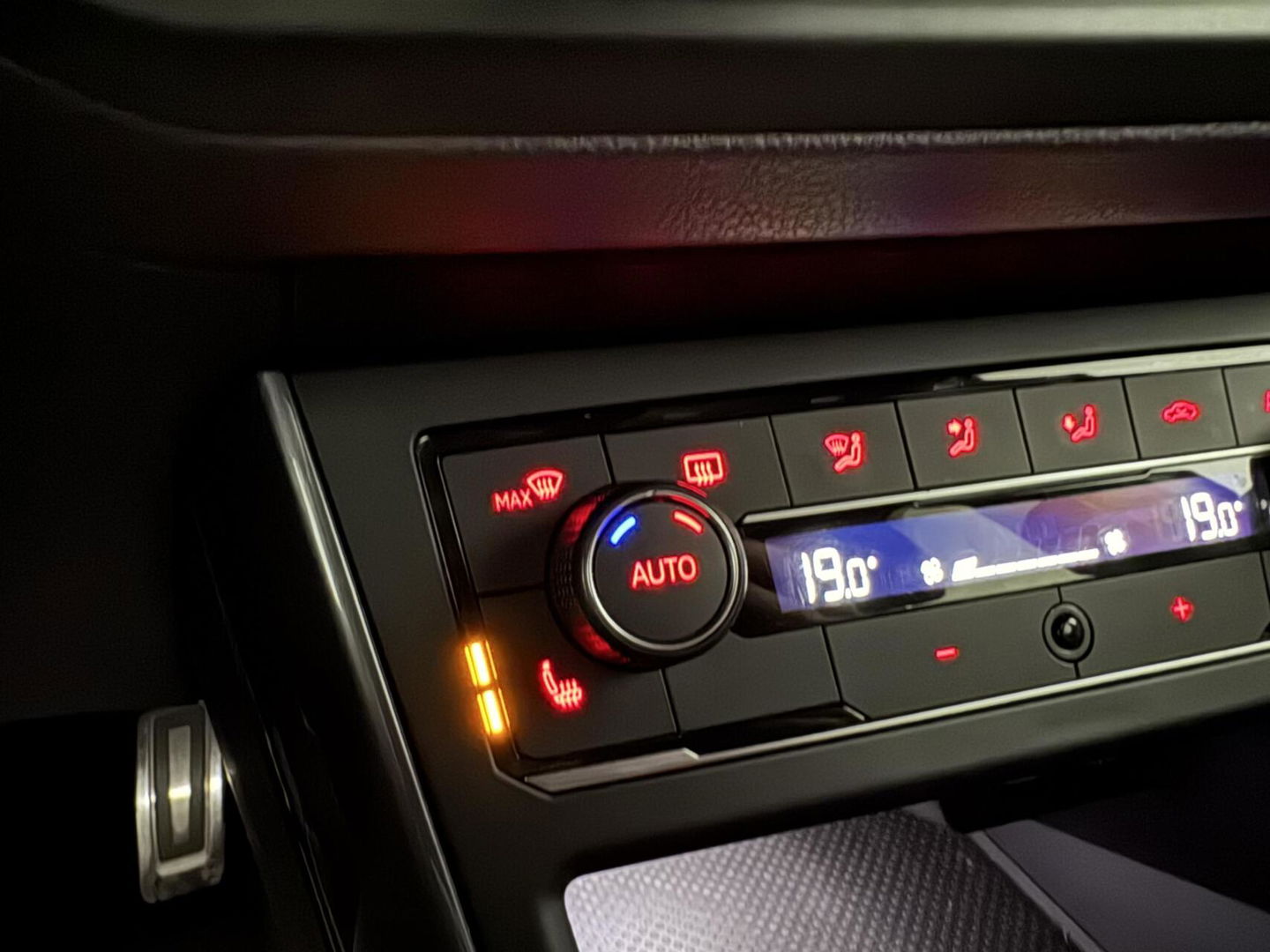 Volkswagen Polo 1.0 TSI 2x R-Line Pano Virtual DSG Carplay Camera NAP