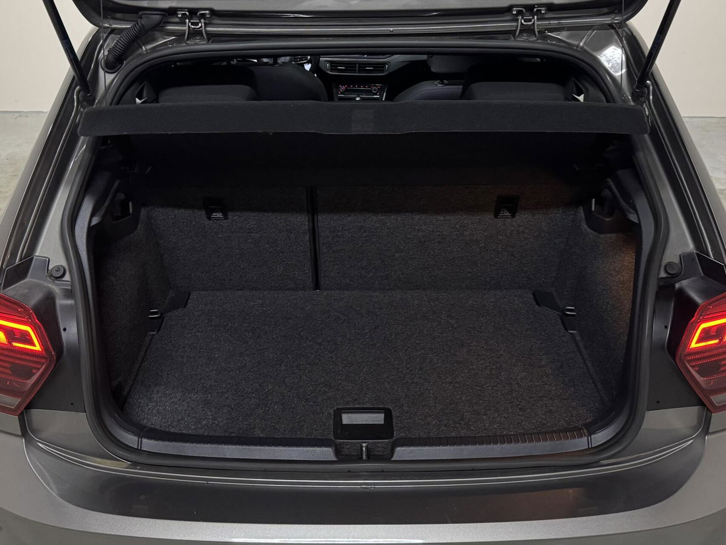 Volkswagen Polo 1.0 TSI 2x R-Line Pano Virtual DSG Carplay Camera NAP