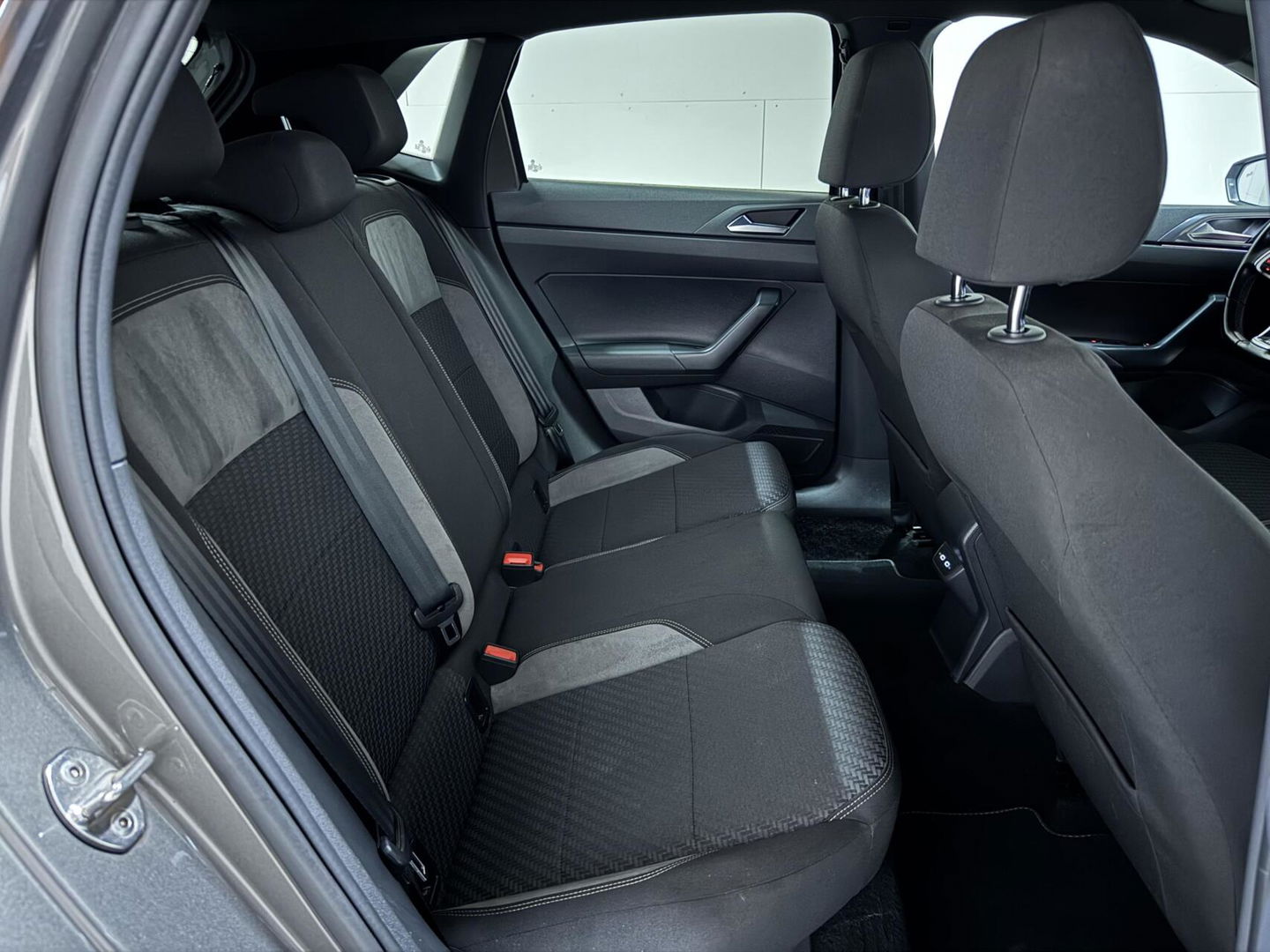 Volkswagen Polo 1.0 TSI 2x R-Line Pano Virtual DSG Carplay Camera NAP