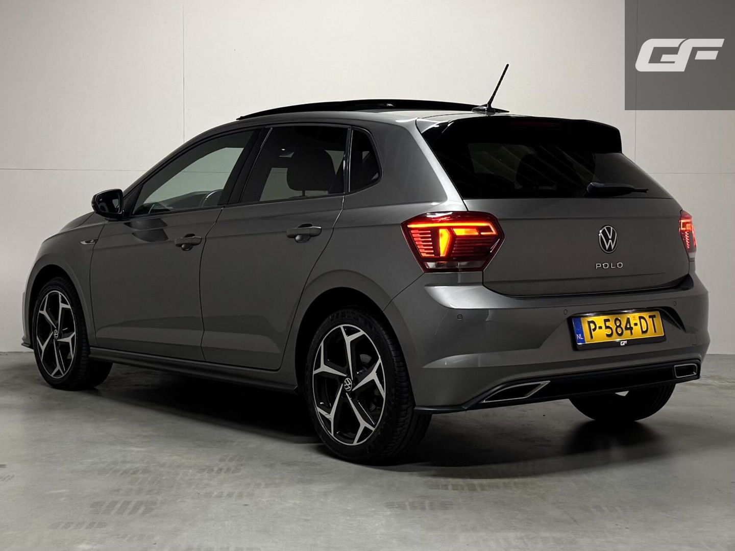 Volkswagen Polo 1.0 TSI 2x R-Line Pano Virtual DSG Carplay Camera NAP