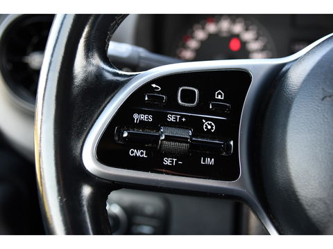 Mercedes-Benz Sprinter 319 V6 3.0 CDI L2H2 PB Edition Camera, Cruise, Carplay, 3500kg Trekhaak, 10,5'' Mbux, LED, Stoelverwarming, Automaat Uniek!
