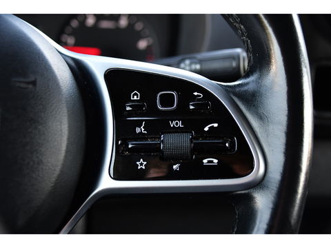 Mercedes-Benz Sprinter 319 V6 3.0 CDI L2H2 PB Edition Camera, Cruise, Carplay, 3500kg Trekhaak, 10,5'' Mbux, LED, Stoelverwarming, Automaat Uniek!