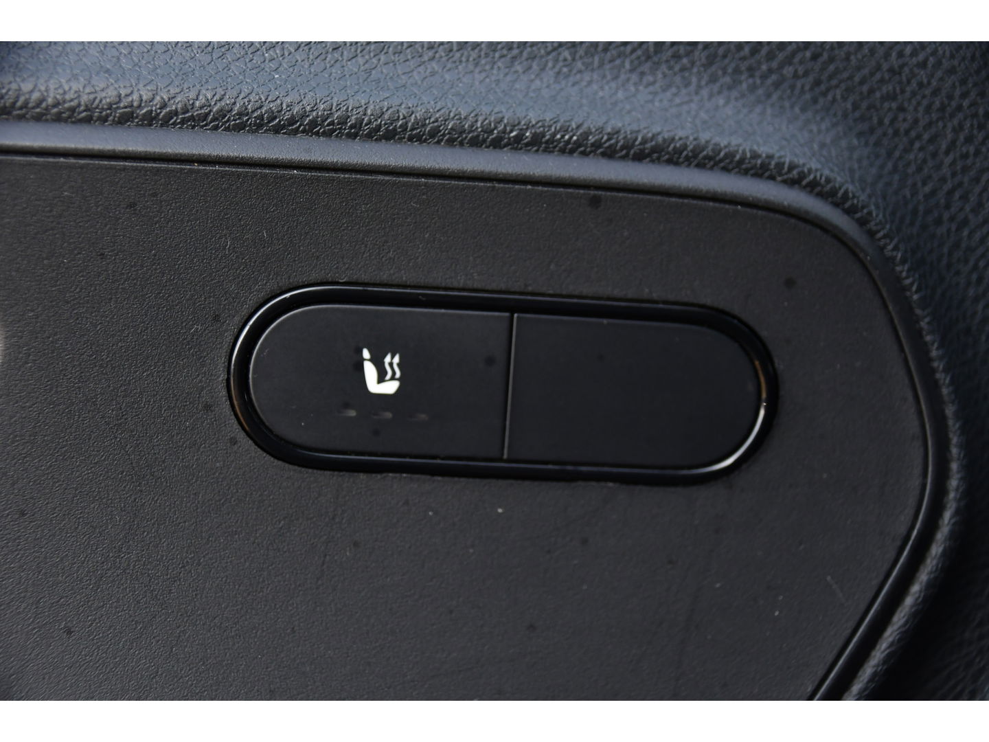 Mercedes-Benz Sprinter 319 V6 3.0 CDI L2H2 PB Edition Camera, Cruise, Carplay, 3500kg Trekhaak, 10,5'' Mbux, LED, Stoelverwarming, Automaat Uniek!