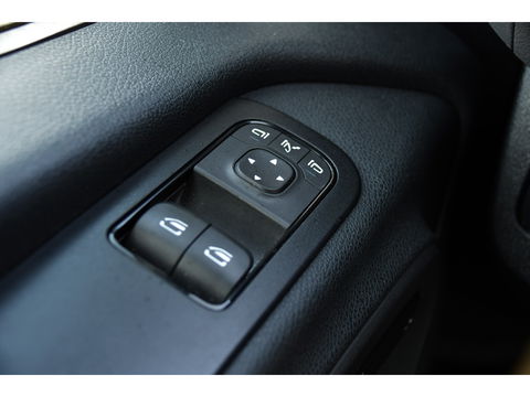 Mercedes-Benz Sprinter 319 V6 3.0 CDI L2H2 PB Edition Camera, Cruise, Carplay, 3500kg Trekhaak, 10,5'' Mbux, LED, Stoelverwarming, Automaat Uniek!