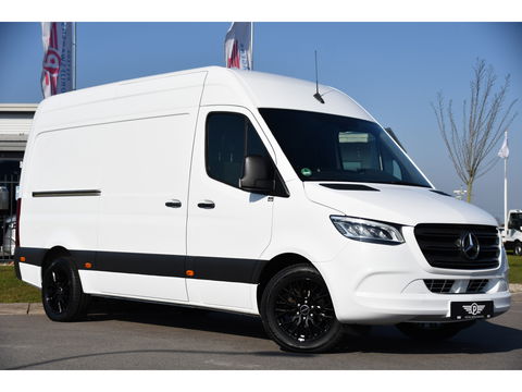 Mercedes-Benz Sprinter 319 V6 3.0 CDI L2H2 PB Edition Camera, Cruise, Carplay, 3500kg Trekhaak, 10,5'' Mbux, LED, Stoelverwarming, Automaat Uniek!