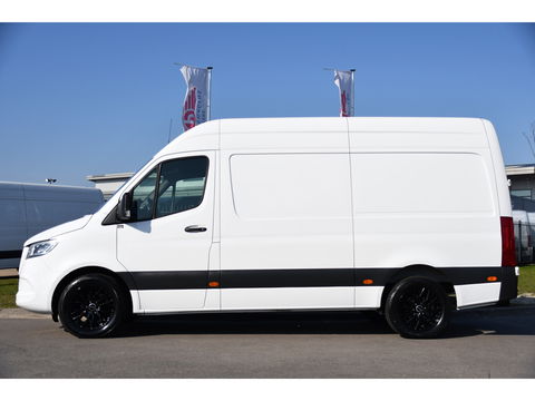 Mercedes-Benz Sprinter 319 V6 3.0 CDI L2H2 PB Edition Camera, Cruise, Carplay, 3500kg Trekhaak, 10,5'' Mbux, LED, Stoelverwarming, Automaat Uniek!