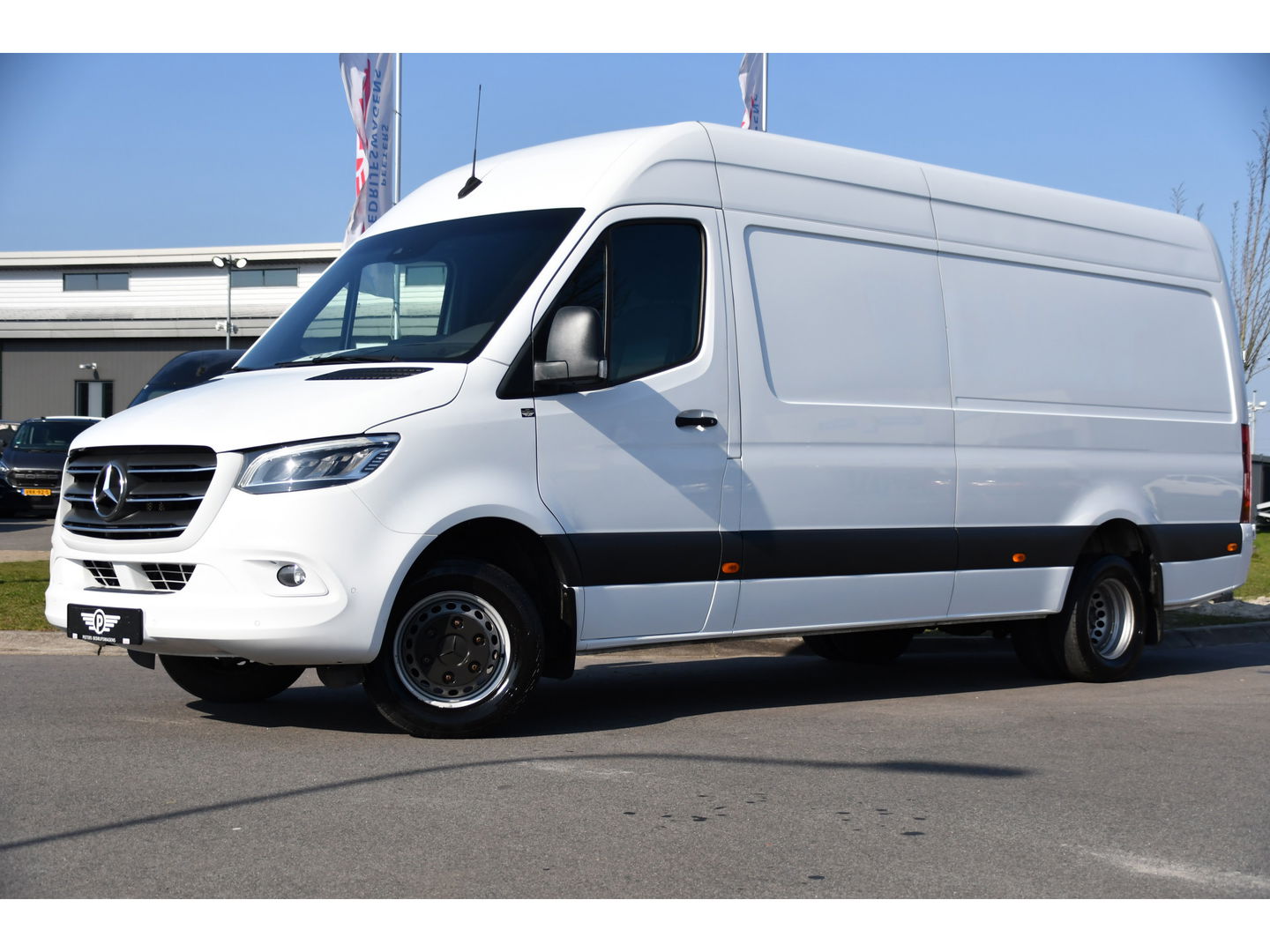 Mercedes-Benz Sprinter 519 V6 3.0 CDI L3H2 PB Edition Camera, Cruise, Carplay, LED, 3500kg Trekhaak, 10,5'' Mbux, Stoelverwarming, Softclose, Uniek!