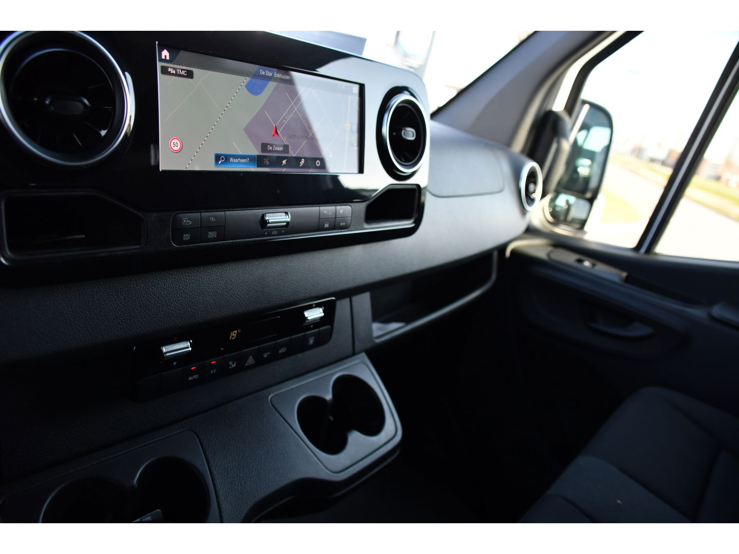 Mercedes-Benz Sprinter 519 V6 3.0 CDI L3H2 PB Edition Camera, Cruise, Carplay, LED, 3500kg Trekhaak, 10,5'' Mbux, Stoelverwarming, Softclose, Uniek!