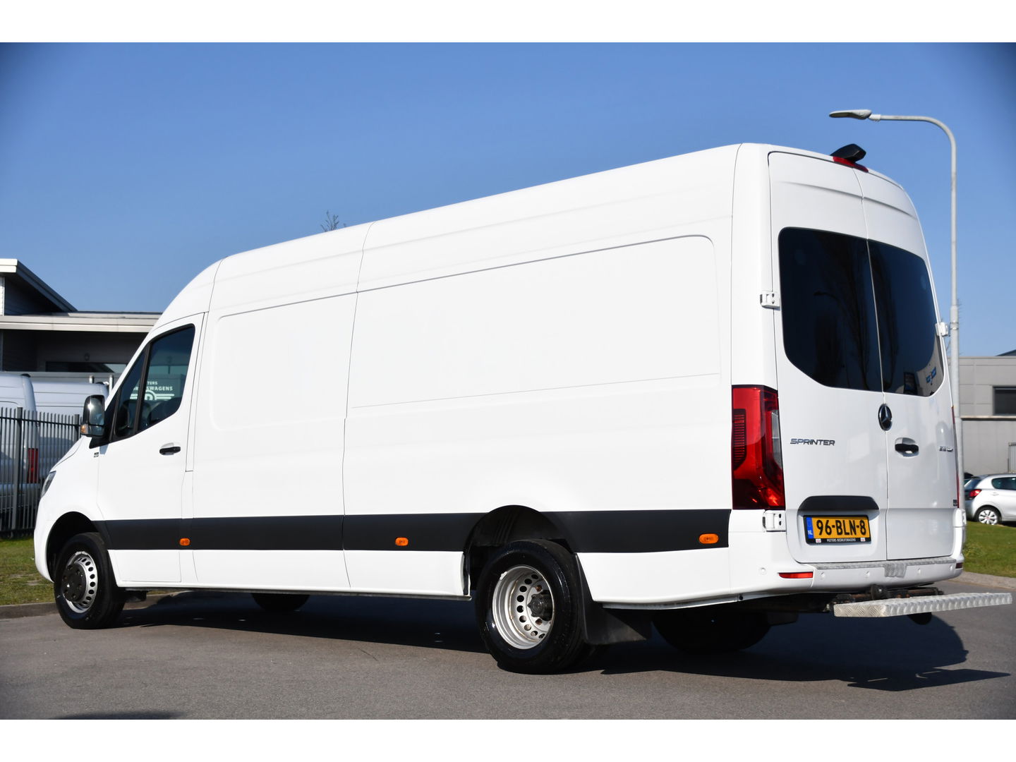 Mercedes-Benz Sprinter 519 V6 3.0 CDI L3H2 PB Edition Camera, Cruise, Carplay, LED, 3500kg Trekhaak, 10,5'' Mbux, Stoelverwarming, Softclose, Uniek!