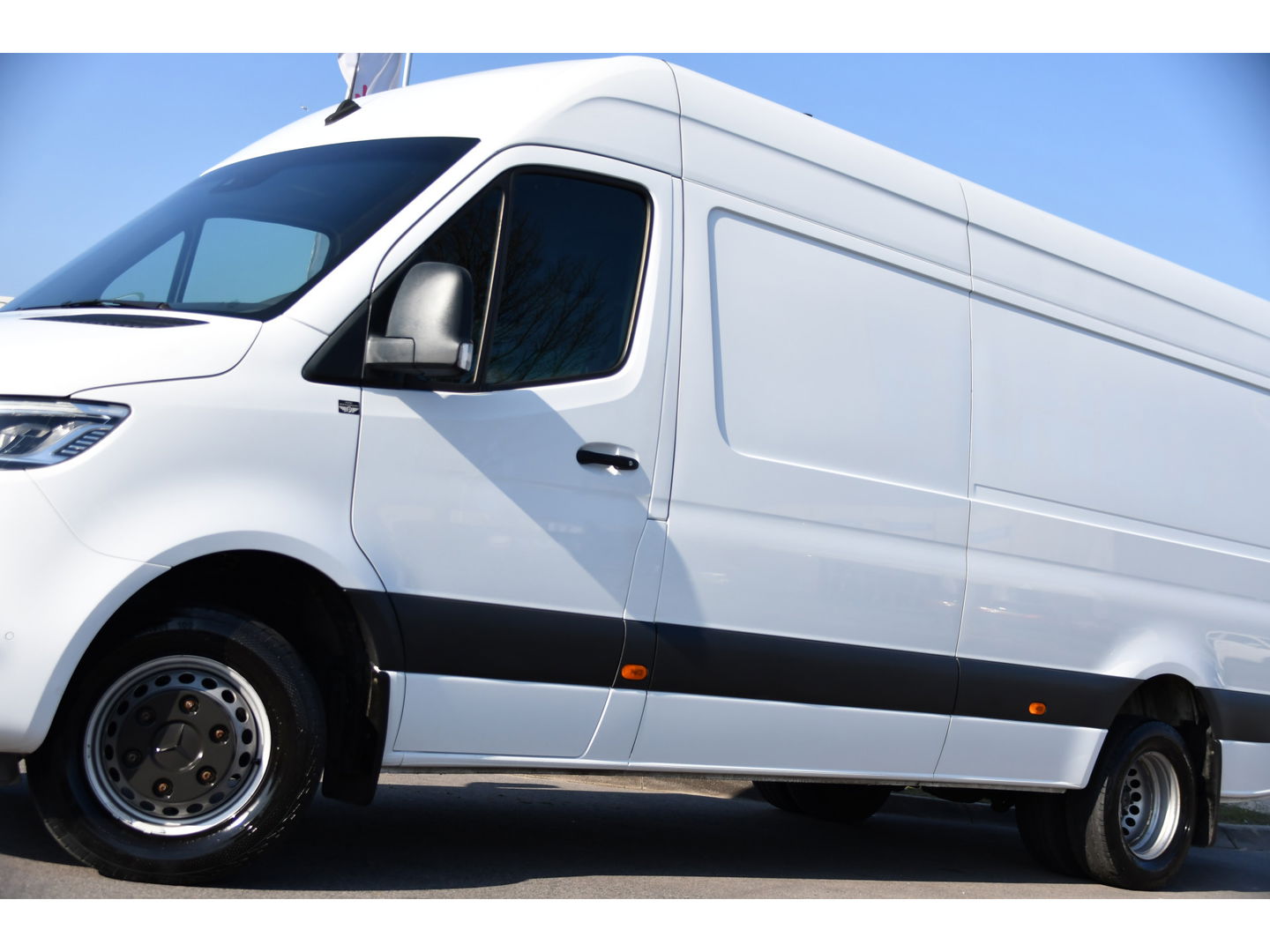 Mercedes-Benz Sprinter 519 V6 3.0 CDI L3H2 PB Edition Camera, Cruise, Carplay, LED, 3500kg Trekhaak, 10,5'' Mbux, Stoelverwarming, Softclose, Uniek!