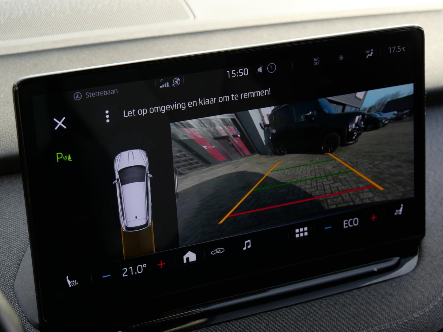 Škoda Enyaq iV 80/ CLIMATE PACK/ TREKHAAK/ PARKEERVERWARMING/ SOH 92%