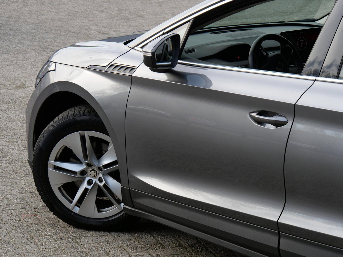 Škoda Enyaq iV 80/ CLIMATE PACK/ TREKHAAK/ PARKEERVERWARMING/ SOH 92%