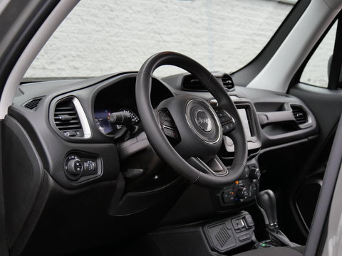 Jeep Renegade 1.3T LIMITED/ AFN. TREKHAAK/ CARPLAY/ PDC V+A/ ALL-SEASON BANDEN