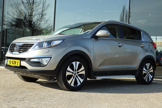 Kia Sportage - 2.0 X-CLUSIVE AUT. | TREKHAAK | XENON | LEDER | CAMERA | NAVI | KEY-LESS | TREEPLANKEN
