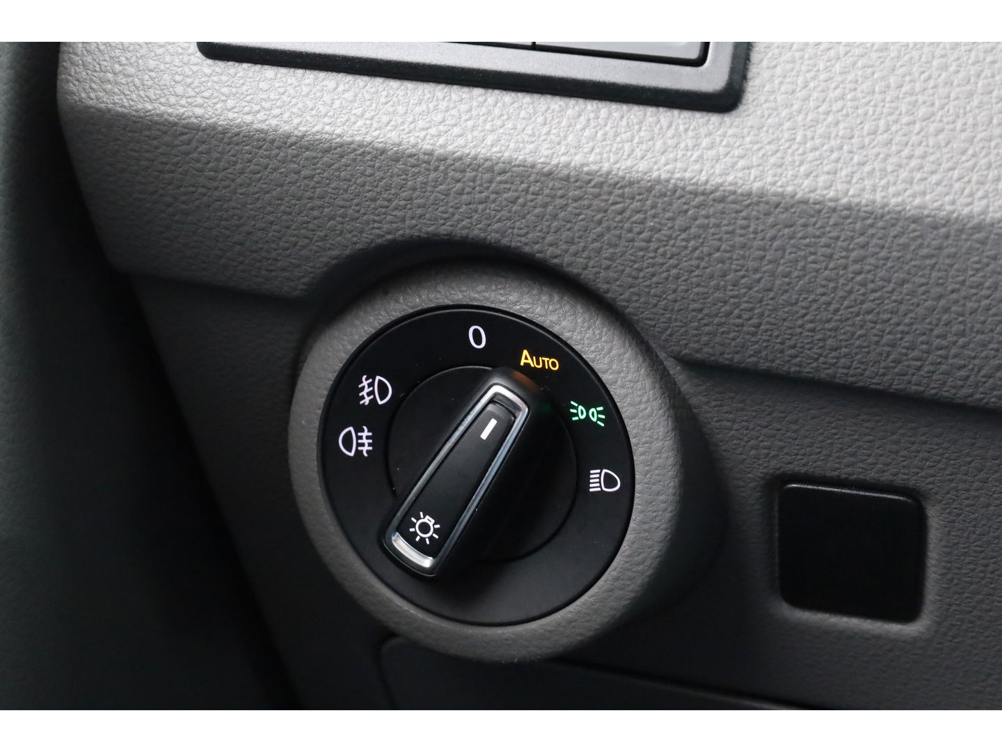 Volkswagen Transporter 2.0 TDI L2H1 4Motion Automaat/DSG Comfortline | Standkachel | Dig. Cockpit | Camera+PDC | Stoelverw. | Adapt. Cruise | Nav+App.Connect | LED