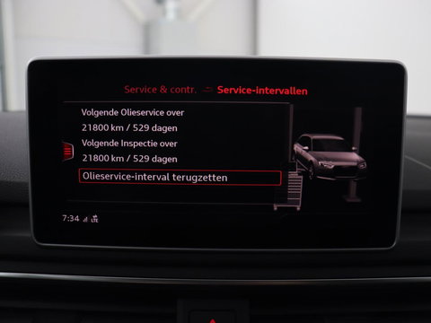 Audi A4 40 TFSI Sport S Line Black Edition | Stoelverwarming | Adaptive cruise | Keyless | Virtual Cockpit | Carplay | Half leder | Navigatie | Full LED | 19'' | Sportstoelen | Sfeerverlichting