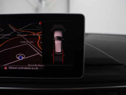 Audi A4 40 TFSI Sport S Line Black Edition | Stoelverwarming | Adaptive cruise | Keyless | Virtual Cockpit | Carplay | Half leder | Navigatie | Full LED | 19'' | Sportstoelen | Sfeerverlichting