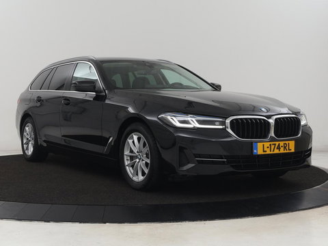 BMW 5 Serie 520i Business Edition Plus | Nappaleder | Stoelverwarming | Carplay | Laserlicht | Navigatie | Live Cockpit | Parkeerhulp | Climate control | Comfortstoelen | Cruise control | Bluetooth