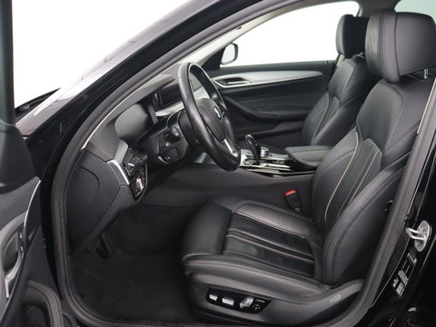 BMW 5 Serie 520i Business Edition Plus | Nappaleder | Stoelverwarming | Carplay | Laserlicht | Navigatie | Live Cockpit | Parkeerhulp | Climate control | Comfortstoelen | Cruise control | Bluetooth