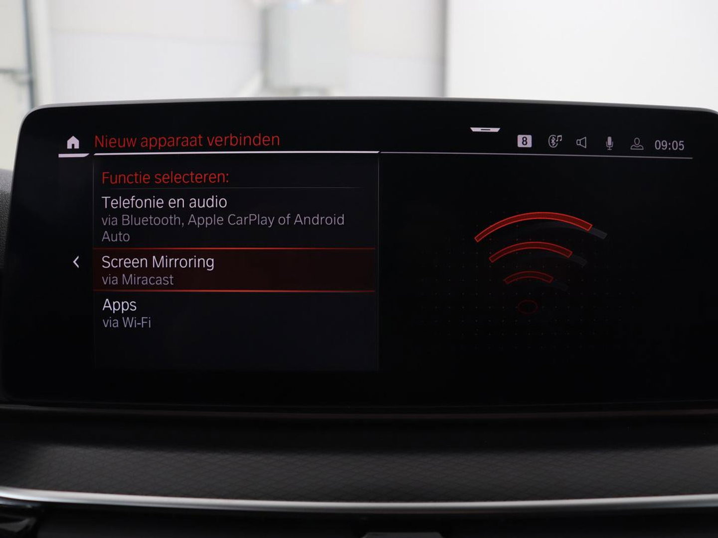 BMW 5 Serie 520i M Sport | Leder | Stoelverwarming | Carplay | 19'' | Sportstoelen | Live Cockpit | Navigatie | Parkeerhulp | Adaptief LED | Memory | Keyless start