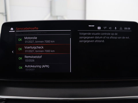 BMW 5 Serie 520i M Sport | Leder | Stoelverwarming | Carplay | 19'' | Sportstoelen | Live Cockpit | Navigatie | Parkeerhulp | Adaptief LED | Memory | Keyless start