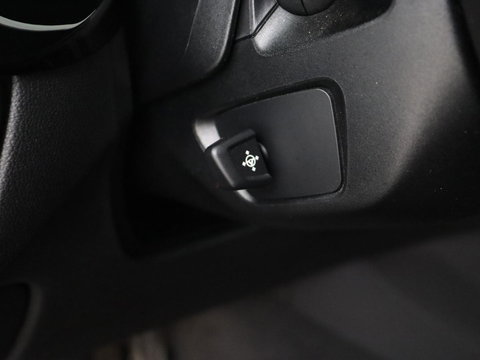 BMW 5 Serie 520i M Sport | Leder | Stoelverwarming | Carplay | 19'' | Sportstoelen | Live Cockpit | Navigatie | Parkeerhulp | Adaptief LED | Memory | Keyless start