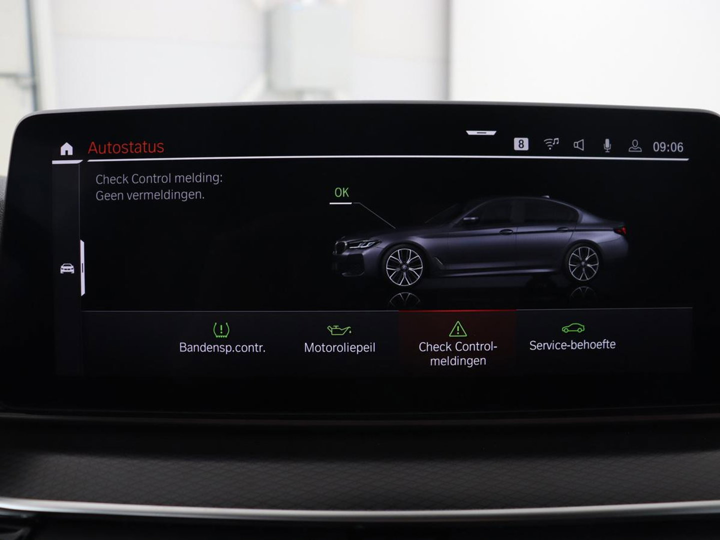 BMW 5 Serie 520i M Sport | Leder | Stoelverwarming | Carplay | 19'' | Sportstoelen | Live Cockpit | Navigatie | Parkeerhulp | Adaptief LED | Memory | Keyless start