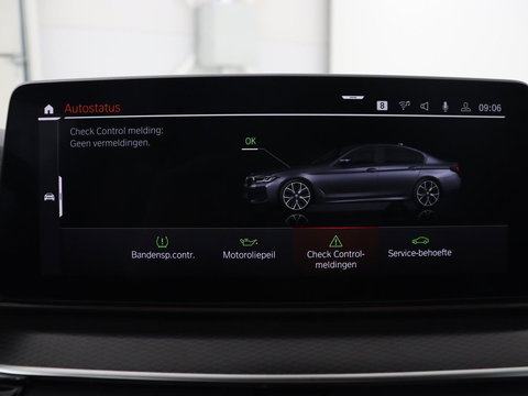 BMW 5 Serie 520i M Sport | Leder | Stoelverwarming | Carplay | 19'' | Sportstoelen | Live Cockpit | Navigatie | Parkeerhulp | Adaptief LED | Memory | Keyless start