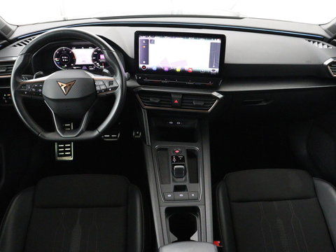 CUPRA Leon 1.4 eHybrid | Stoelverwarming | Adaptive cruise | Navigatie | Carplay | Sportstoelen | Stuurverwarming | Parkeerhulp | Full LED | Keyless | Half leder | PHEV | Plug In