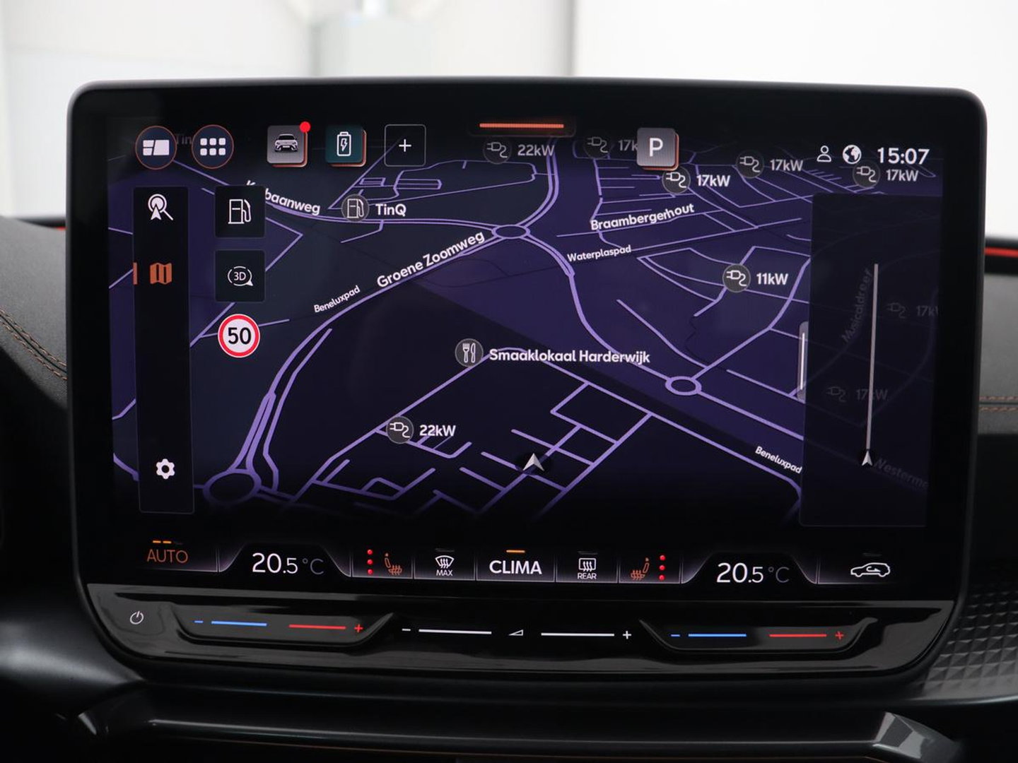 CUPRA Leon 1.5 eHybrid Business | Stoelverwarming | Adaptive cruise | Camera | Carplay | Sportstoelen | Matrix LED | Keyless | PHEV | Plug In