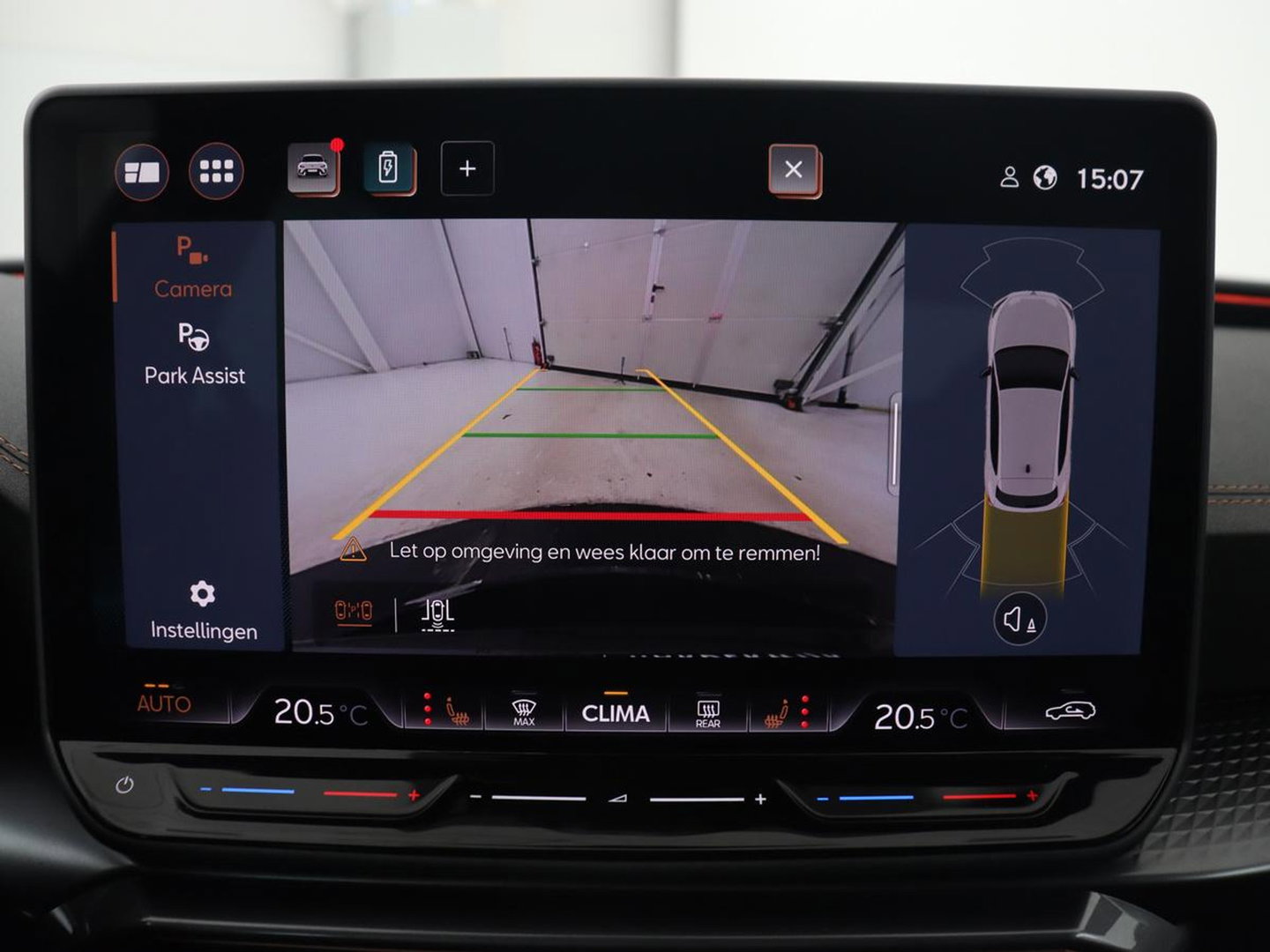 CUPRA Leon 1.5 eHybrid Business | Stoelverwarming | Adaptive cruise | Camera | Carplay | Sportstoelen | Matrix LED | Keyless | PHEV | Plug In