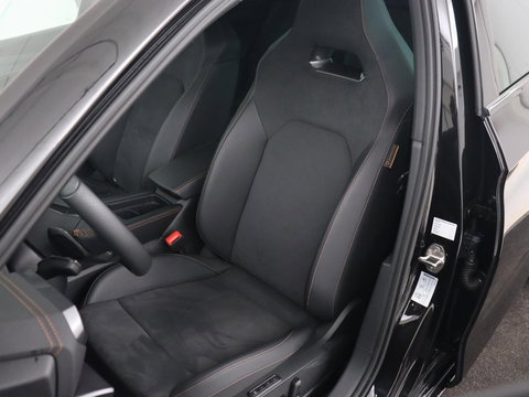 CUPRA Leon 1.5 eHybrid Business | Stoelverwarming | Adaptive cruise | Camera | Carplay | Sportstoelen | Matrix LED | Keyless | PHEV | Plug In