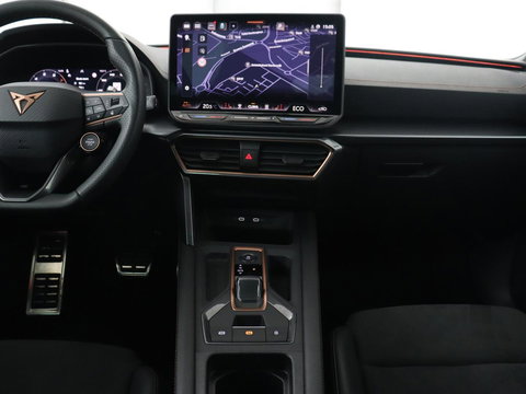 CUPRA Leon 1.5 eHybrid Business | Stoelverwarming | Adaptive cruise | Camera | Carplay | Sportstoelen | Matrix LED | Keyless | PHEV | Plug In