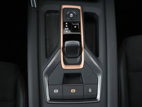 CUPRA Leon 1.5 eHybrid Business | Stoelverwarming | Adaptive cruise | Camera | Carplay | Sportstoelen | Matrix LED | Keyless | PHEV | Plug In