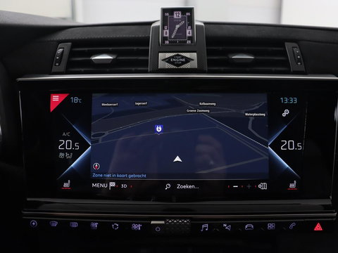DS 7 Crossback E-Tense Performance Line 225 | SOH 90% | Stoelverwarming | Adaptive cruise | Alcantara | Keyless | Full LED | Carplay | Navigatie | Memory | Digital Cockpit | Dodehoek detectie | DAB | Getint glas | PHEV | Plug In