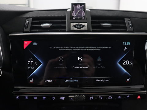 DS 7 Crossback E-Tense Performance Line 225 | SOH 90% | Stoelverwarming | Adaptive cruise | Alcantara | Keyless | Full LED | Carplay | Navigatie | Memory | Digital Cockpit | Dodehoek detectie | DAB | Getint glas | PHEV | Plug In
