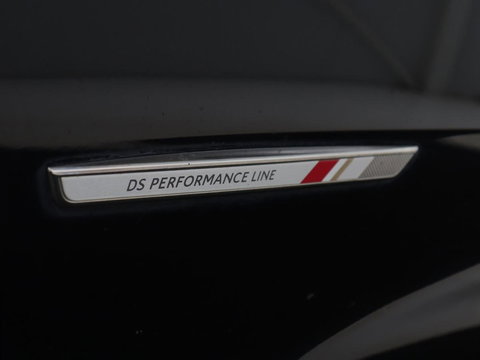 DS 7 Crossback E-Tense Performance Line 225 | SOH 90% | Stoelverwarming | Adaptive cruise | Alcantara | Keyless | Full LED | Carplay | Navigatie | Memory | Digital Cockpit | Dodehoek detectie | DAB | Getint glas | PHEV | Plug In