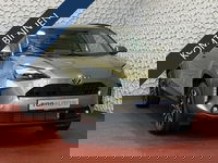 Toyota Yaris Cross - 1.5 HYBRID DYNAMIC STOEL/STUUR VERW. 17''LMV KEYLESS CAMERA LED ZWARTE HEMEL