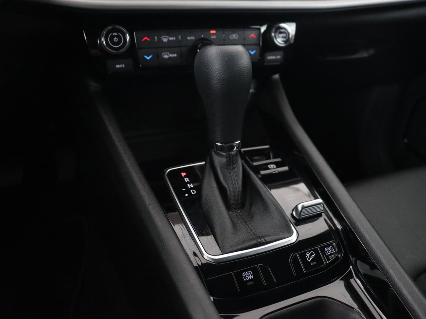 Jeep Compass 4xe 240 Plug-in Hybrid 80th Anniversary | 360 Camera | Adaptive cruise | Full LED | Carplay | Keyless | Half leder | Navigatie | Park Assist | Climate control | PHEV