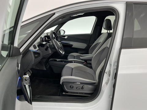 Volkswagen ID.3 First Max 58 kWh [ 3-Fase-11kW ] {SOH-89%} (INCL-BTW) *HEATPUMP | PANO | HEAD-UP | ADAPTIVE-CRUISE | IQ-LIGHTS | BLINDSPOT | CAMERA | KEYLESS | MICROFIBRE | AMBIENTLIGHT | NAVI-FULLMAP | DAB+ | ECC | HEATED-SPORTSEATS | DIGI-COCKPIT |