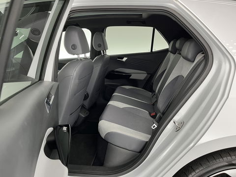 Volkswagen ID.3 First Max 58 kWh [ 3-Fase-11kW ] {SOH-89%} (INCL-BTW) *HEATPUMP | PANO | HEAD-UP | ADAPTIVE-CRUISE | IQ-LIGHTS | BLINDSPOT | CAMERA | KEYLESS | MICROFIBRE | AMBIENTLIGHT | NAVI-FULLMAP | DAB+ | ECC | HEATED-SPORTSEATS | DIGI-COCKPIT |