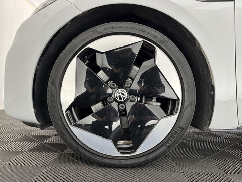 Volkswagen ID.3 First Max 58 kWh [ 3-Fase-11kW ] {SOH-89%} (INCL-BTW) *HEATPUMP | PANO | HEAD-UP | ADAPTIVE-CRUISE | IQ-LIGHTS | BLINDSPOT | CAMERA | KEYLESS | MICROFIBRE | AMBIENTLIGHT | NAVI-FULLMAP | DAB+ | ECC | HEATED-SPORTSEATS | DIGI-COCKPIT |