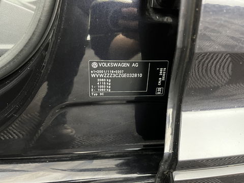 Volkswagen Passat Variant 2.0 TDI Comfortline *FULL-LED | ADAPTIVE-CRUISE | ERGONOMIC-COMFORTSEAT | HEATED-SEATS | PARKPILOT |  NAVI-FULLMAP | KEYLESS | PRIVACYGLASS | ECC | TOWBAR | 17''ALU*