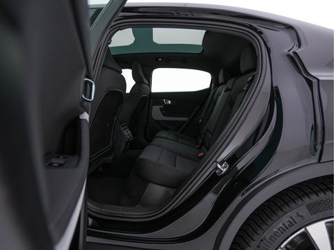 Polestar 2 Long Range Dual Motor Launch Edition 78kWh (3-Fase-11kW) {SOH-88%} Aut.*PANO | NAVI-FULLMAP | FULL-LED | ADAPTIVE-CRUISE | BLINDSPOT | TOPVIEW | KEYLESS | LANE-ASSIST | DIGI-COCKPIT | CARPLAY | DAB+ | HEATED-SPORTSEATS | CAMERA | MEMORY-PACK | PDC | 19''A