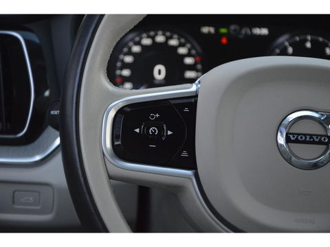 Volvo V60 Cross Country B5 AWD | Pilot-Assist | BLIS | Stoel + Stuur Verwarmd | Camera | Dealer onderhouden |