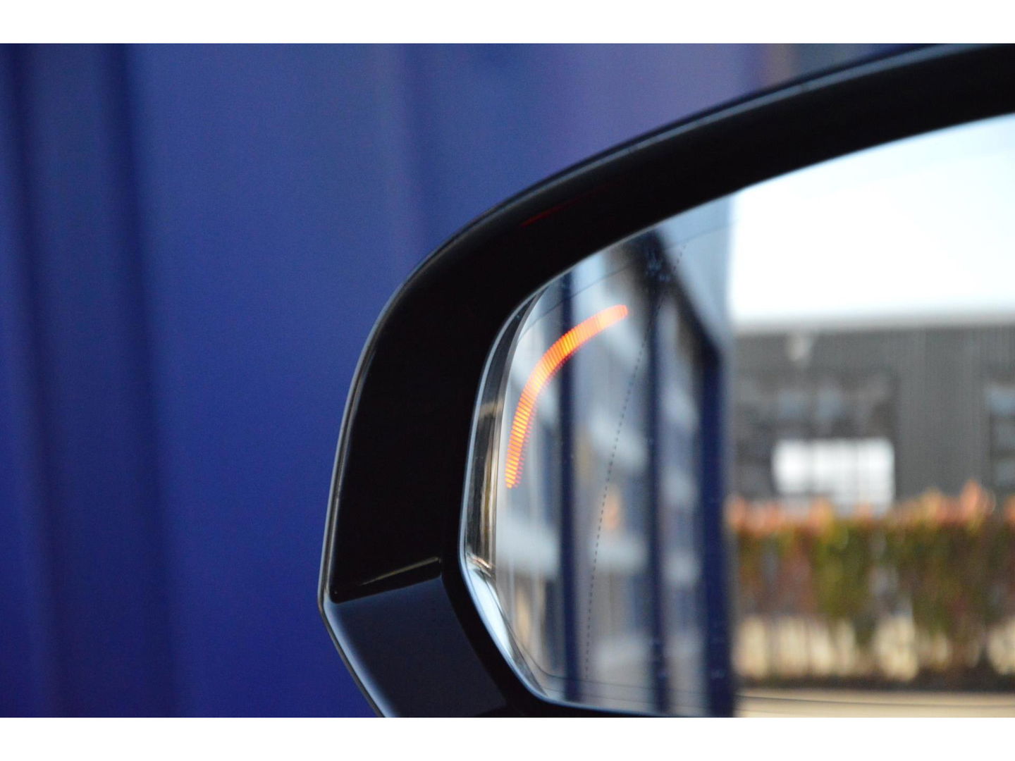 Volvo V60 Cross Country B5 AWD | Pilot-Assist | BLIS | Stoel + Stuur Verwarmd | Camera | Dealer onderhouden |