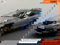 Peugeot 2008 - 1.2 PureTech Allure Navigatie Parkeersensoren achter Cruise Control Climate Control Half leder Lichtmetalen velgen Getinte ramen
